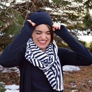 *Like New Lululemon Vinyasa Scarf *Zip Apex Stripe